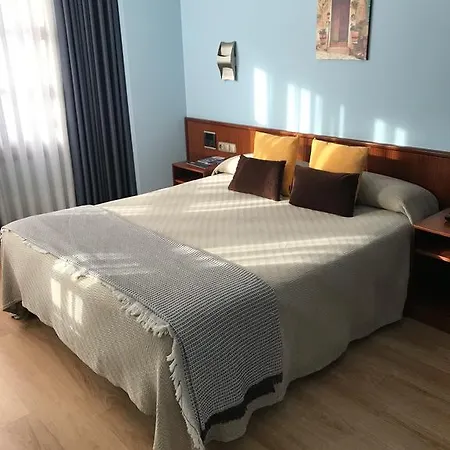 Hotel Gijon Otel