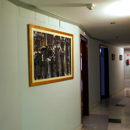 Otel Hotel Gijon 3*