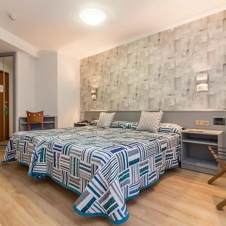 Hotel Hotel Gijon 3*