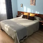Hotel Gijon 호텔