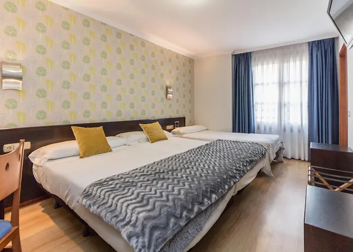 Hotel Hotel Gijon 3*